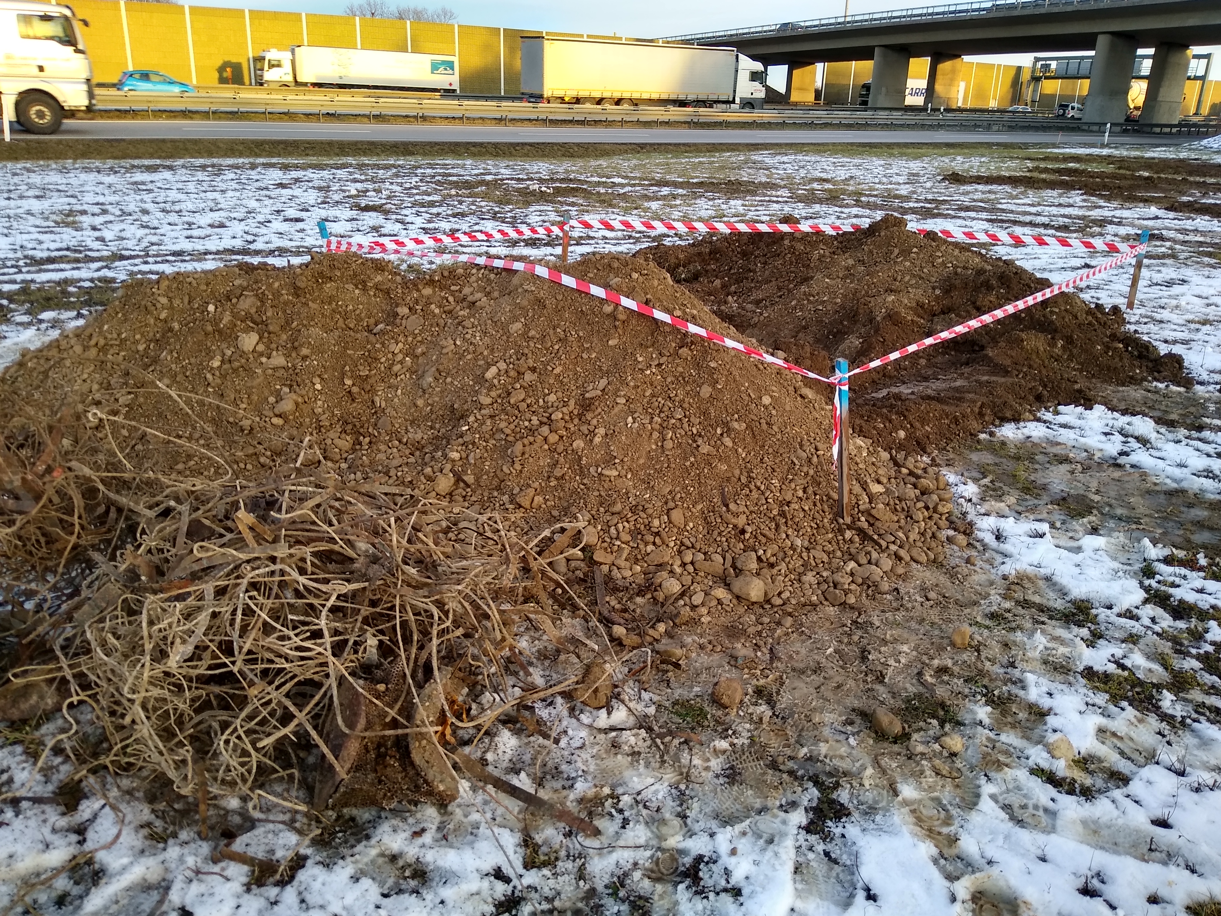 Fliegerbombe an der Autobahn A99