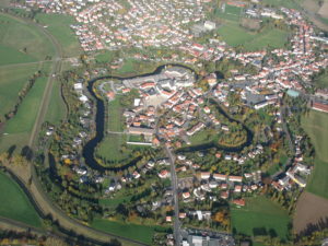 Luftbild der ehemaligen Wasserfestung Ziegenhain, Quelle: Wikipedia